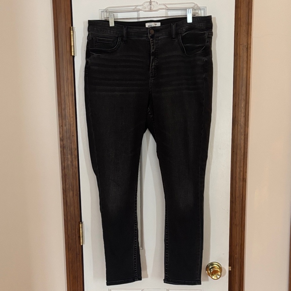 BKE Gabby Women’s Black Skinny Jeans